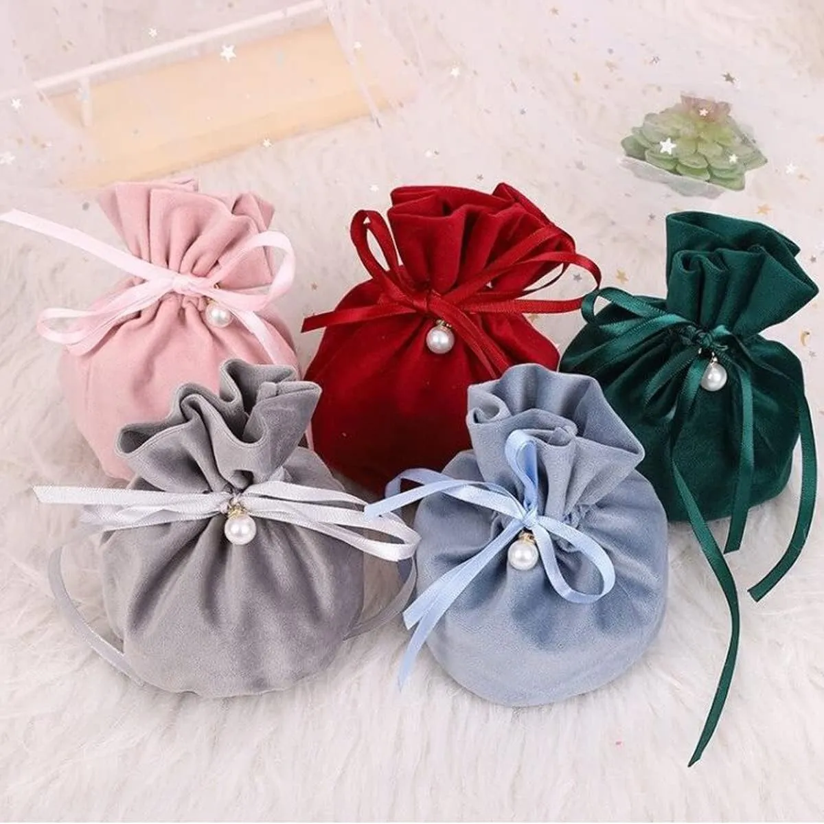 20 Pcs Round Bottom Drawstring Velvet Gift Bags Jewelry Pouches with Pearl Bead,for Wedding Favors,Christmas,Party Favors,Birthday,Red wine