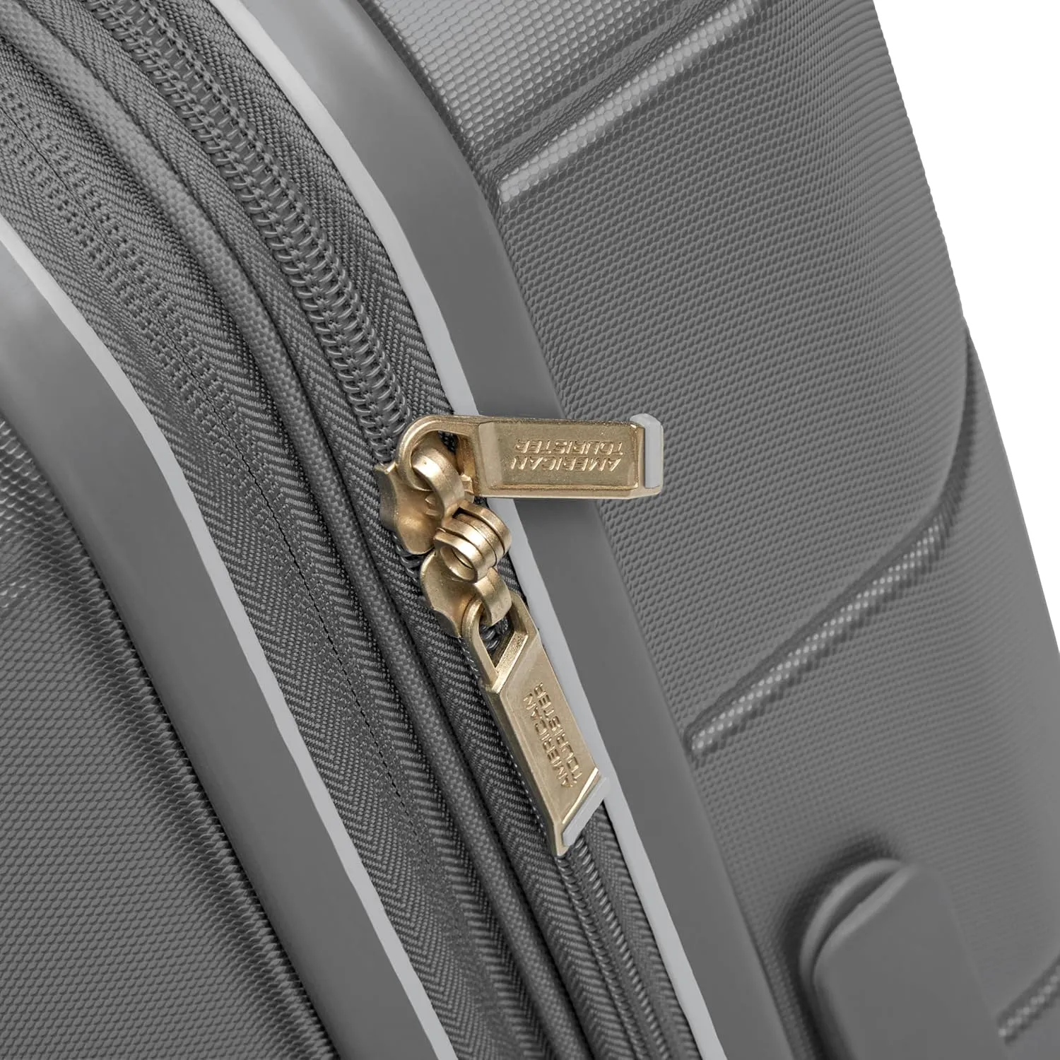 American Tourister Stratum 2.0 Expandable Hardside Luggage with Spinner Wheels