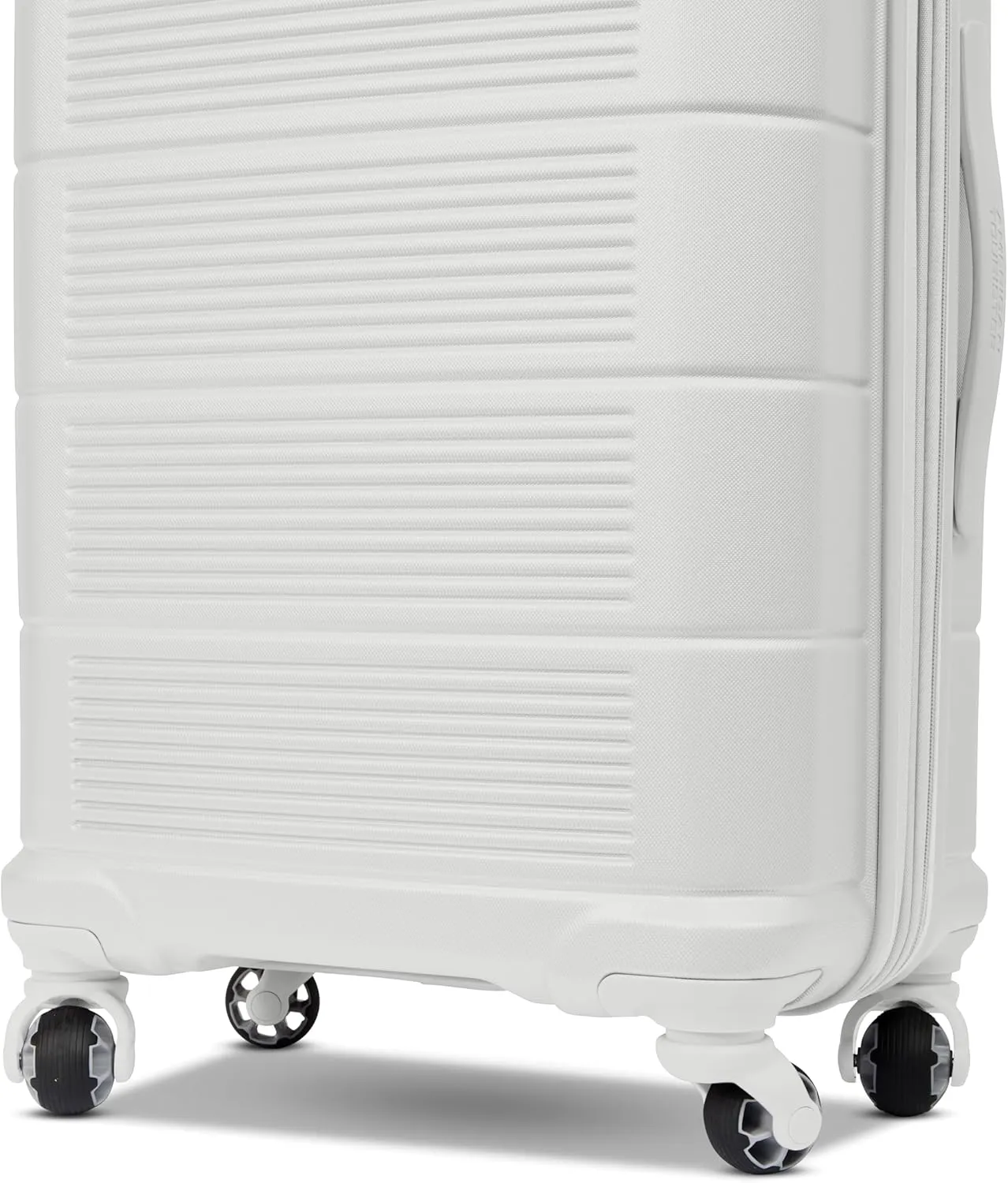 American Tourister Stratum 2.0 Expandable Hardside Luggage with Spinner Wheels