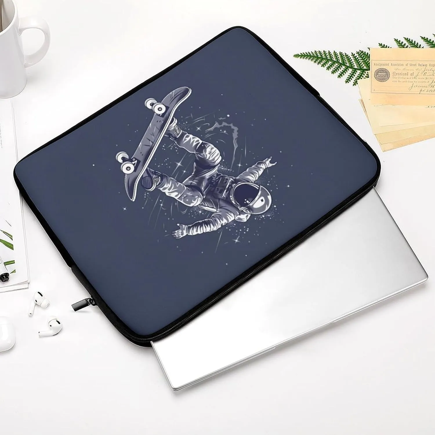 Astronaut Space Skateboard Laptop Sleeve 13/15 Inch Briefcase Cover Shockproof Protective Case Handbags Portable Laptop Bag