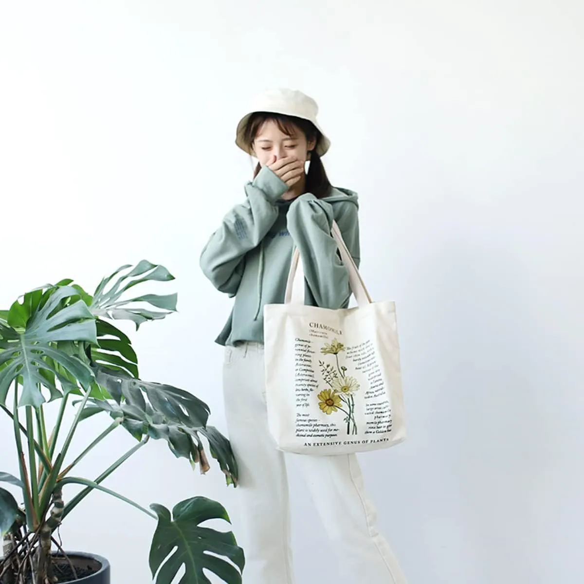 Canvas Tote Bag, Zippered Tote Bag with Interior Pocket, Floral By Shoulder Tote Bag, Retro Large-Capacity Tote Bag