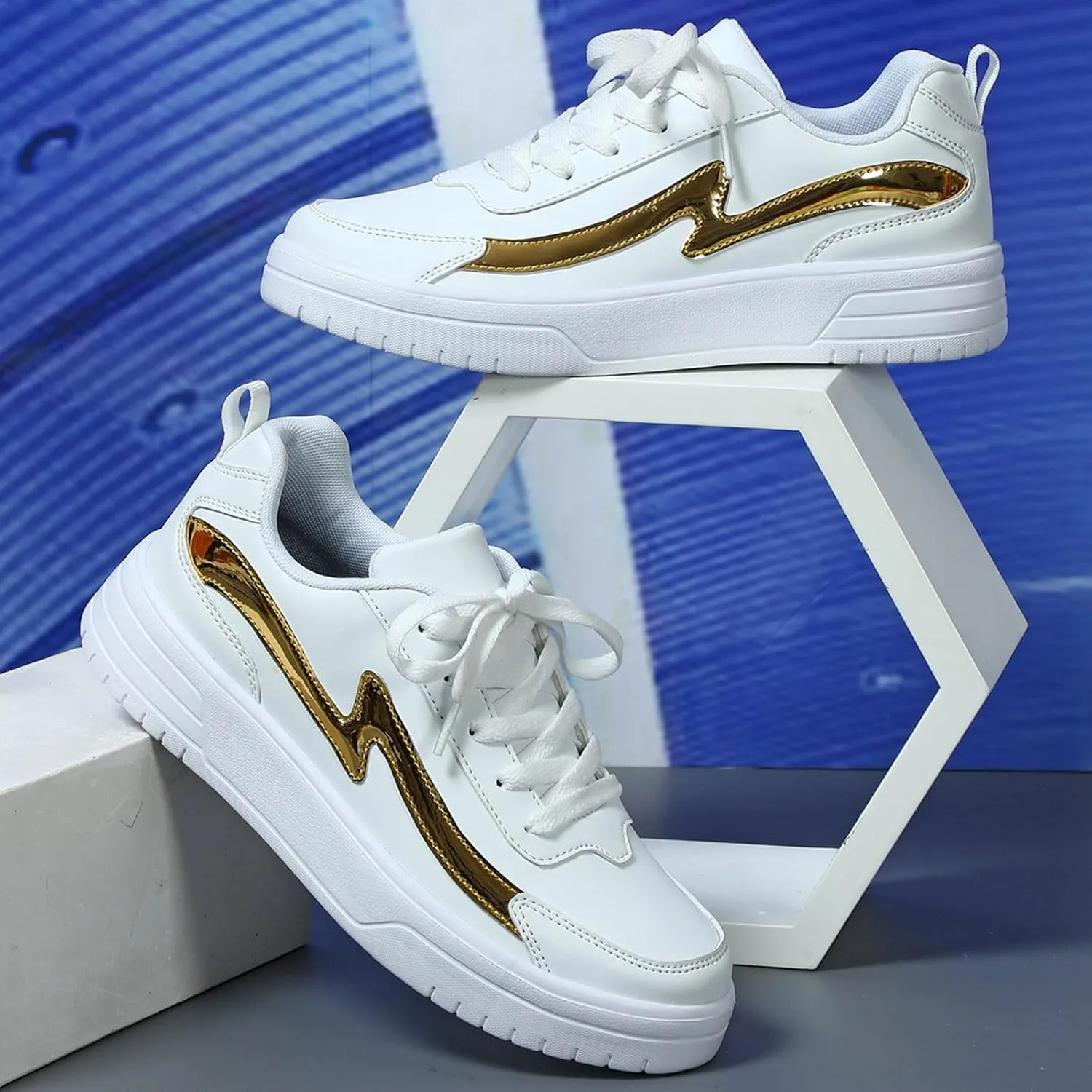 Casual Thick Soled Sneakers New Glossy Fashion Women's Shoes Low Top Lace Up Flat Shoes Couples' Woman's Sandals Size 9