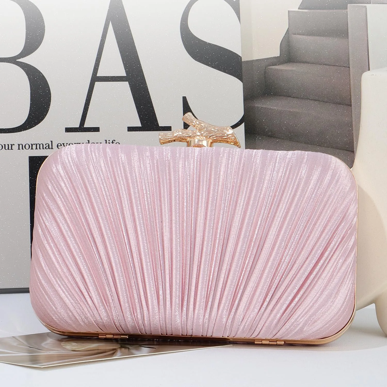 Clutch Purses for Women Evening Bag Pleated Clutch Bag with Chain for Wedding Party