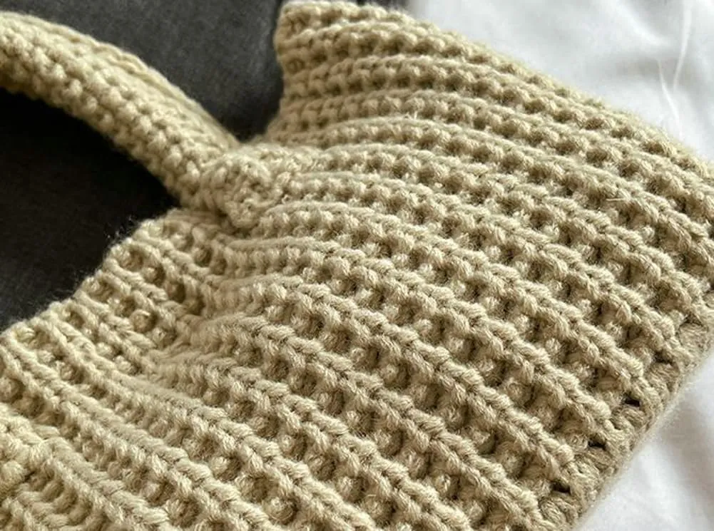 Crochet Tote Bag for Women with Wallet Small Cute Handbag Knitted Handle Bag Clutch Pouch Winter Knit Purse