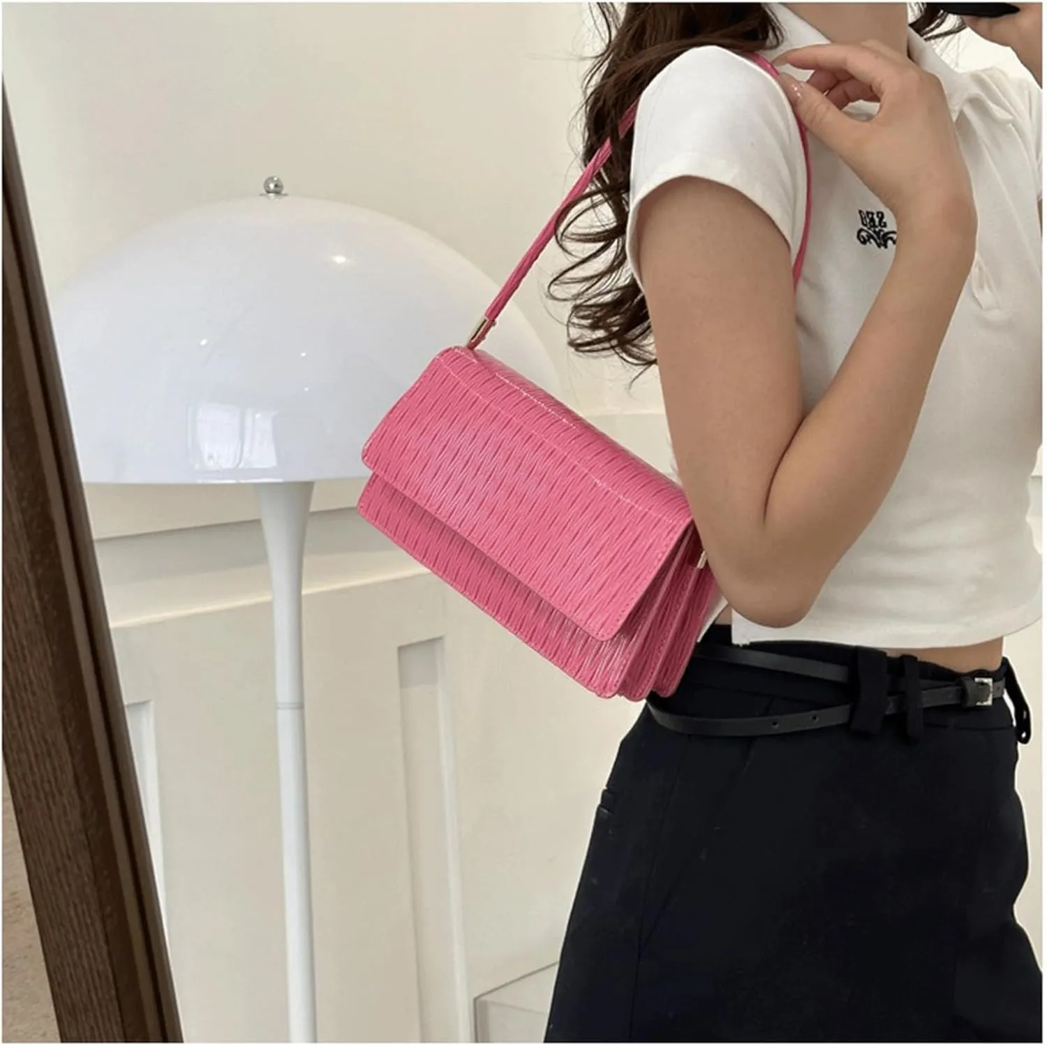 Cute Purse Small Bag Chic Mini Purses Retro Classic Elegance Sleek Minimalist French Vintage Handbag