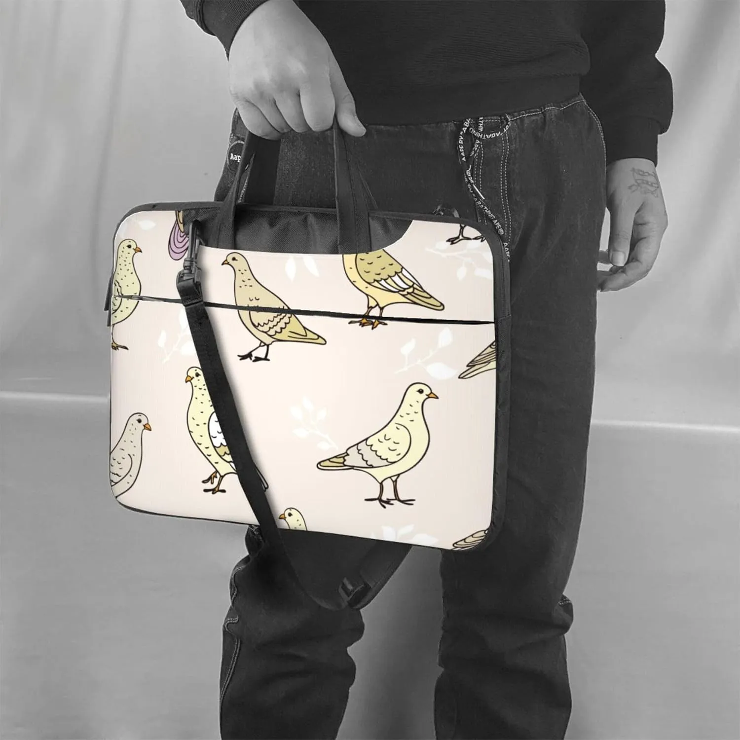 Golden Retrievers Laptop Shoulder Bag ​for Men Women, Computer Carrying Case Messenger Bag with Strap