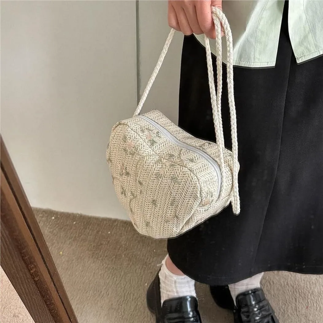 Handmade Bag, Heart Shape Straw Handbag Women's Bohemian Braided Crossbody Bag Women Vacation