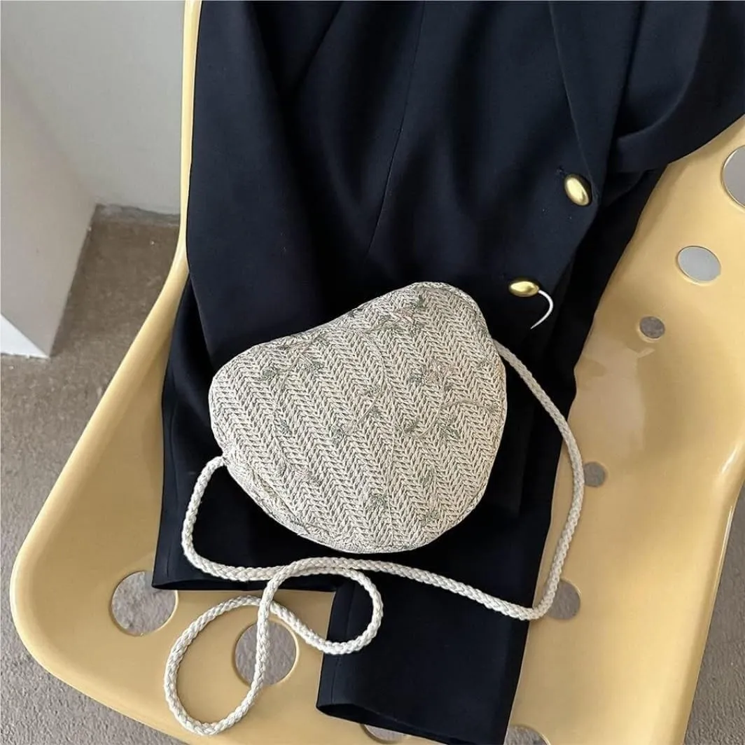 Handmade Bag, Heart Shape Straw Handbag Women's Bohemian Braided Crossbody Bag Women Vacation