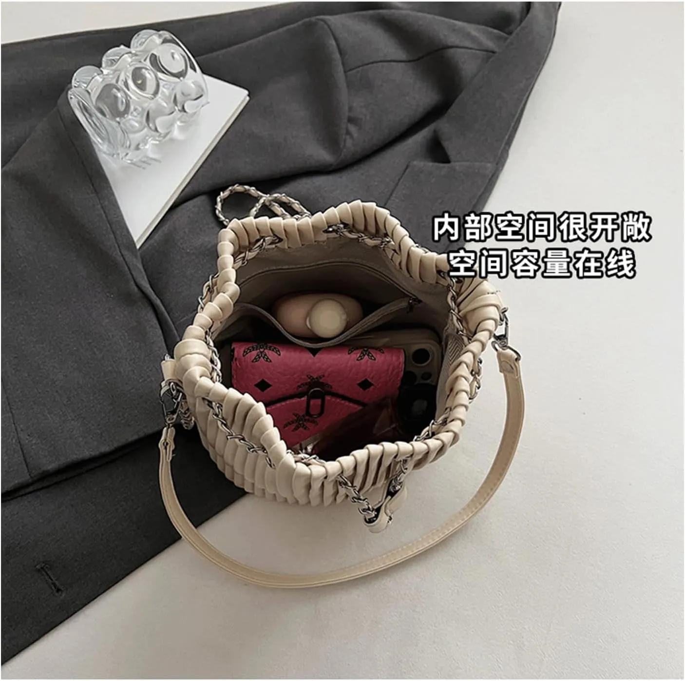 Mini Bucket Bag Pleated Leather Bucket Purse Vintage Purse Bag with Drawstring Crossbody Small Handbag