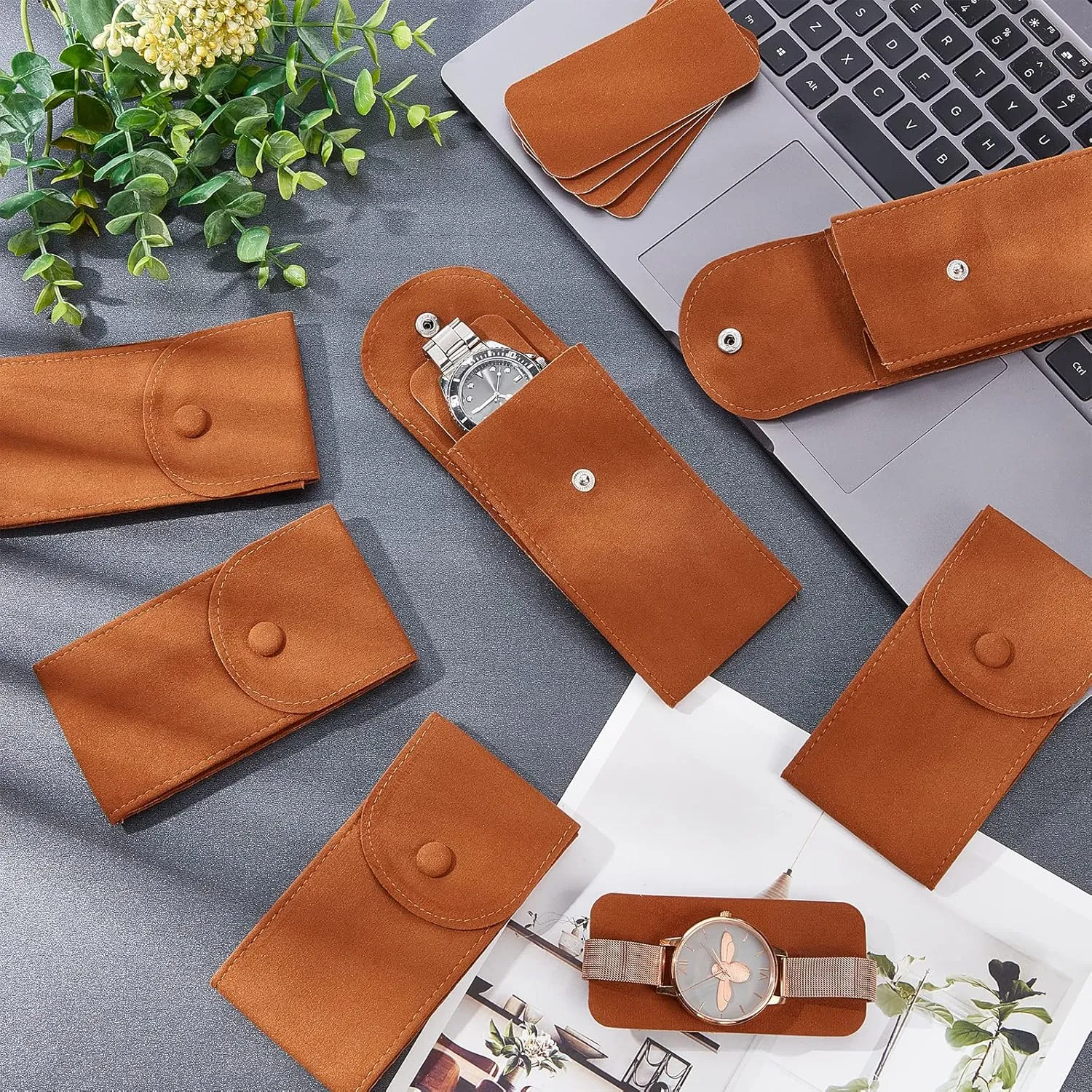 NBEADS 6 Pcs Velvet Watch Pouch, Portable Single Watch Travel Case Watch Storage Bag Luxury Gift Bag with Snap Button for Jewelry Watch Organizer, 5.1x2.6