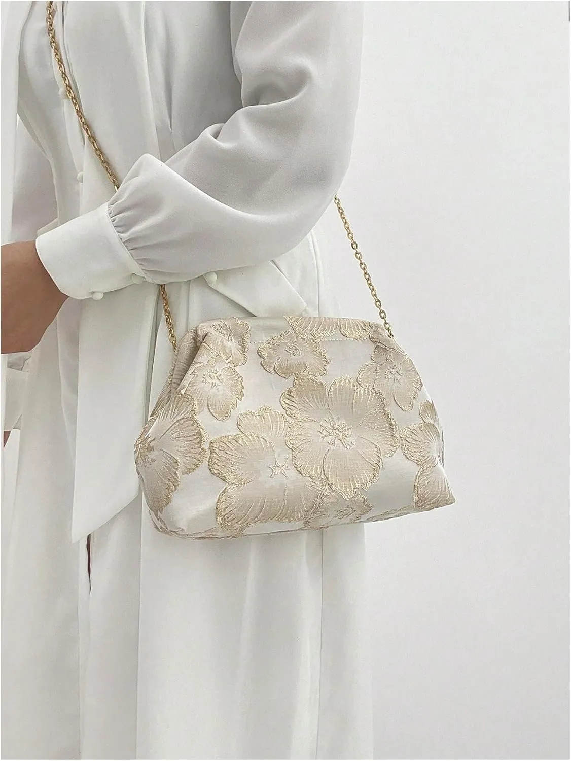 OYOANGLE Women's Flower Embroidery Clutch Purse Kiss Lock Shoulder Bags Evening Handbag