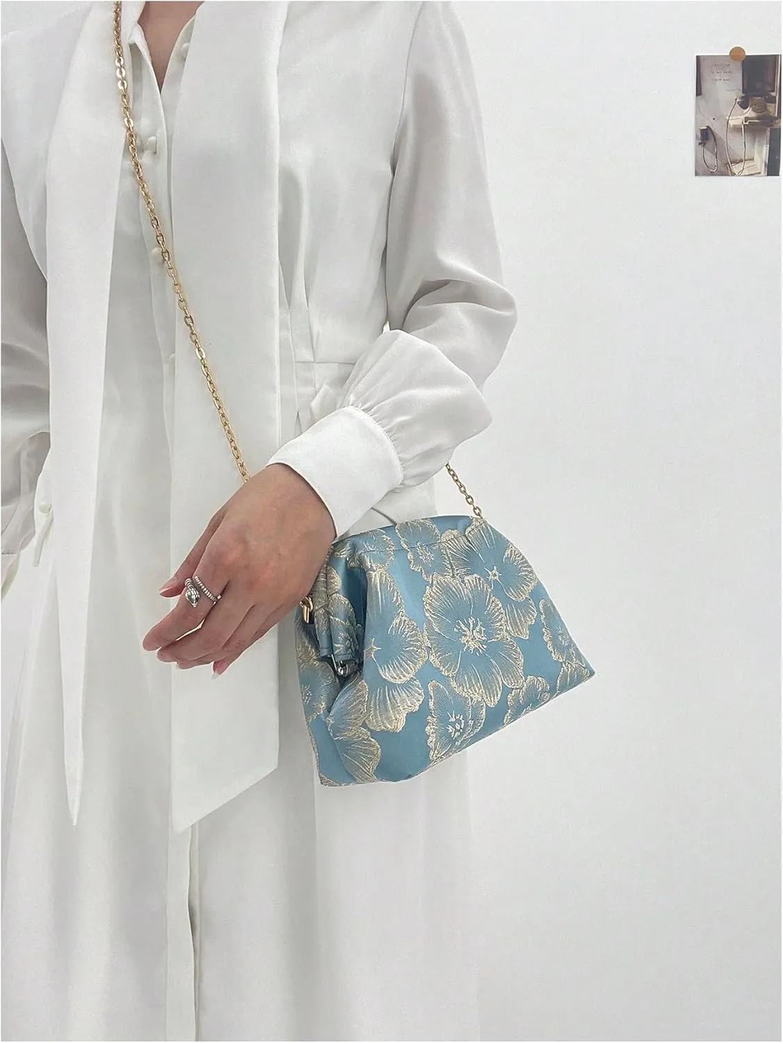 OYOANGLE Women's Flower Embroidery Clutch Purse Kiss Lock Shoulder Bags Evening Handbag