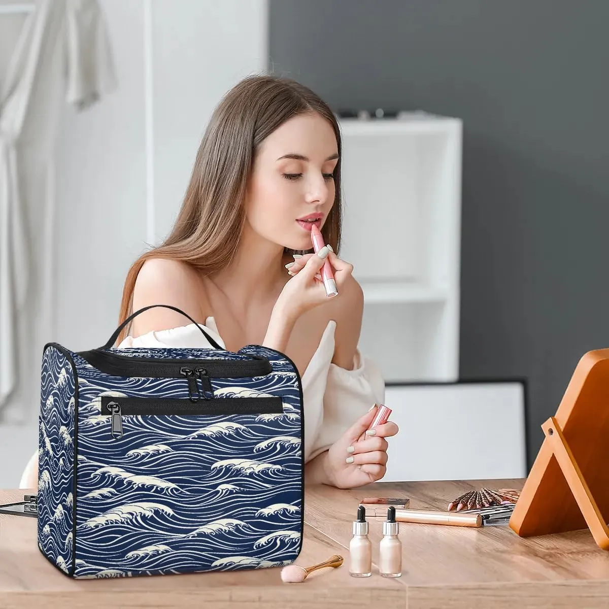Portable Makeup Bag Cosmetic Bags for Women Seawater Print Cute Waterproof Hanging Toiletry Bag Organizer cosmetics Bags