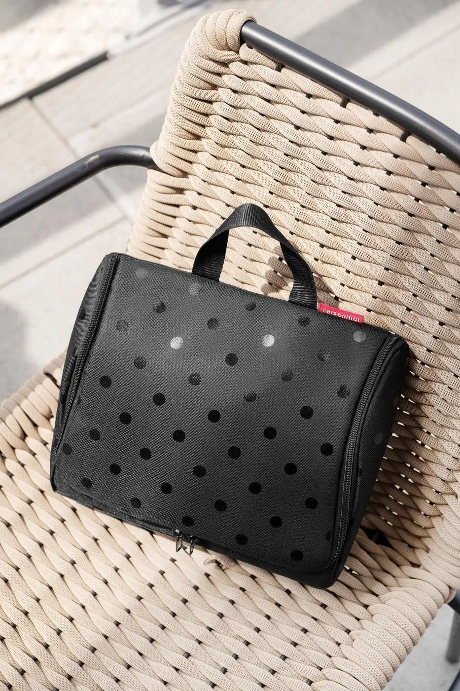 reisenthel Toilet Bag XL Glossy dots Black, 28 cm