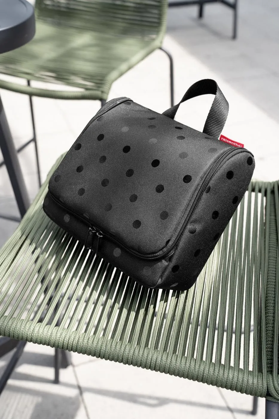 reisenthel Toilet Bag XL Glossy dots Black, 28 cm