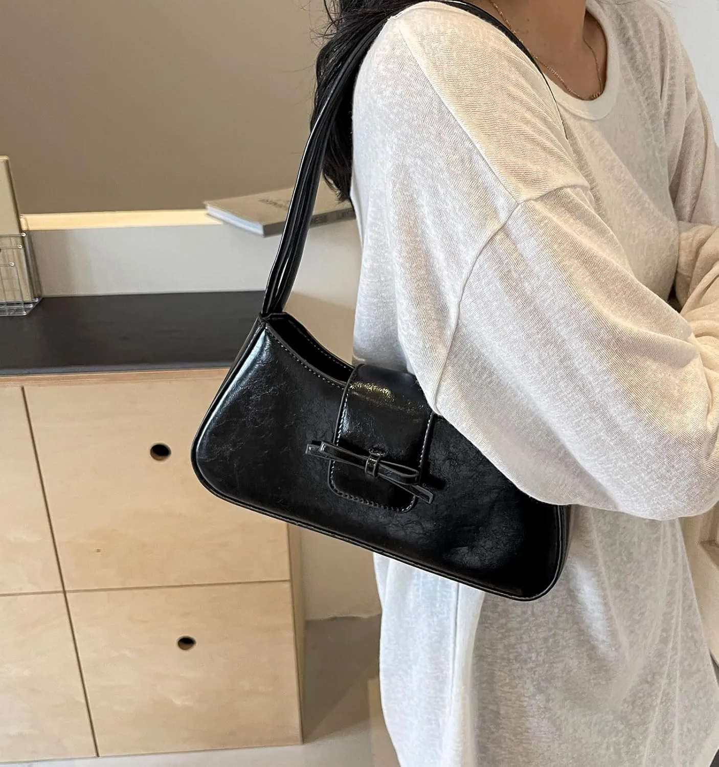 Shoulder Bag for Women, Hobo Handbags Trendy Y2K Purses Patent Leather Clutch Bag Cute Bow Purse