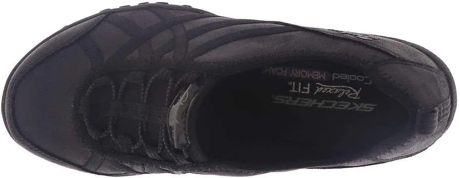 Skechers Women's Breathe-Easy-Days End Sneaker
