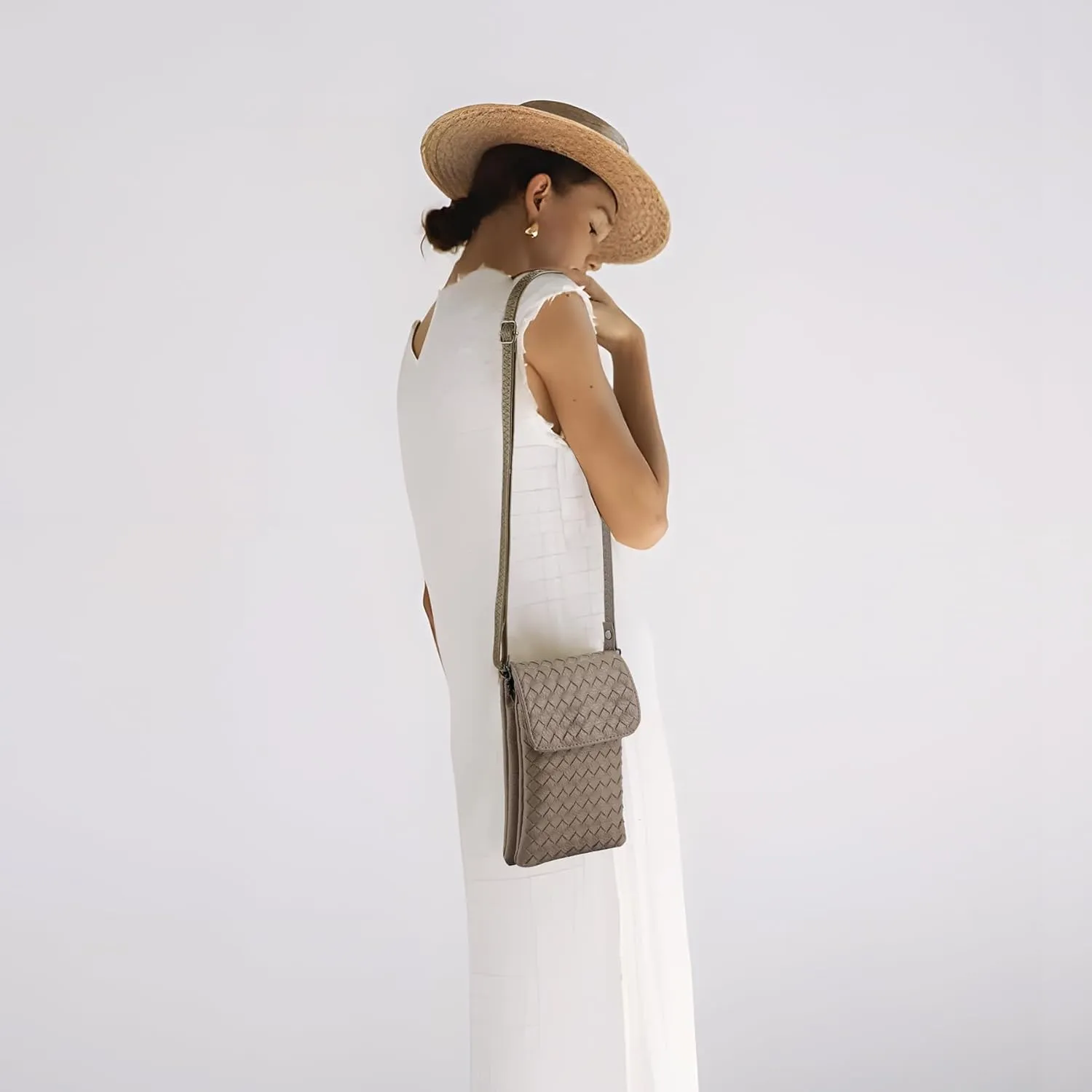 Small Crossbody Bags for Women Small Purses Woven Cell Phone Purse Travel Purse Wallet Phone Purses