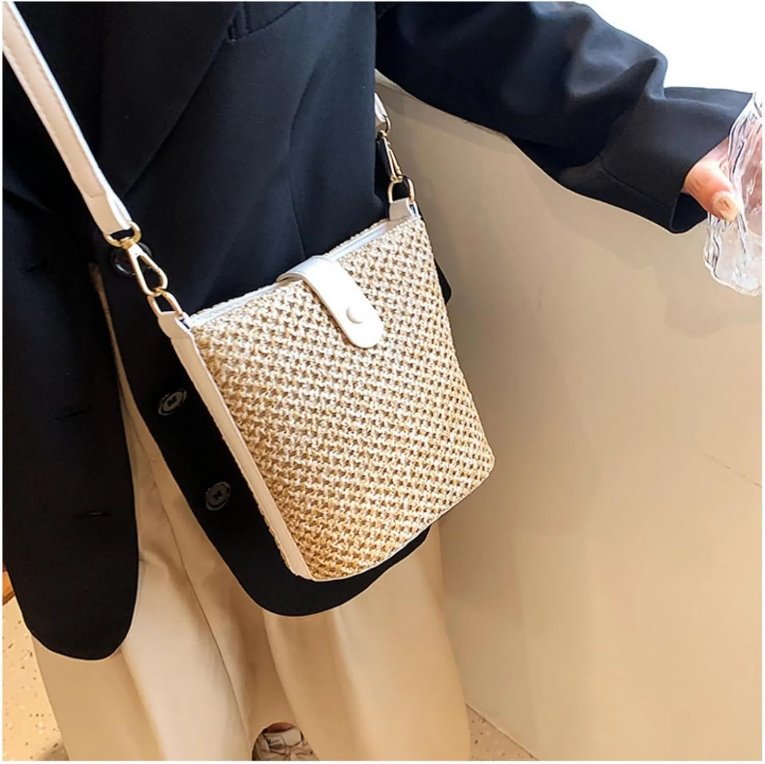 Straw Crossbody Bags Women Summer Woven Bucket Handbag Resort Trendy Shoulder Tote 2025 Beach Purse