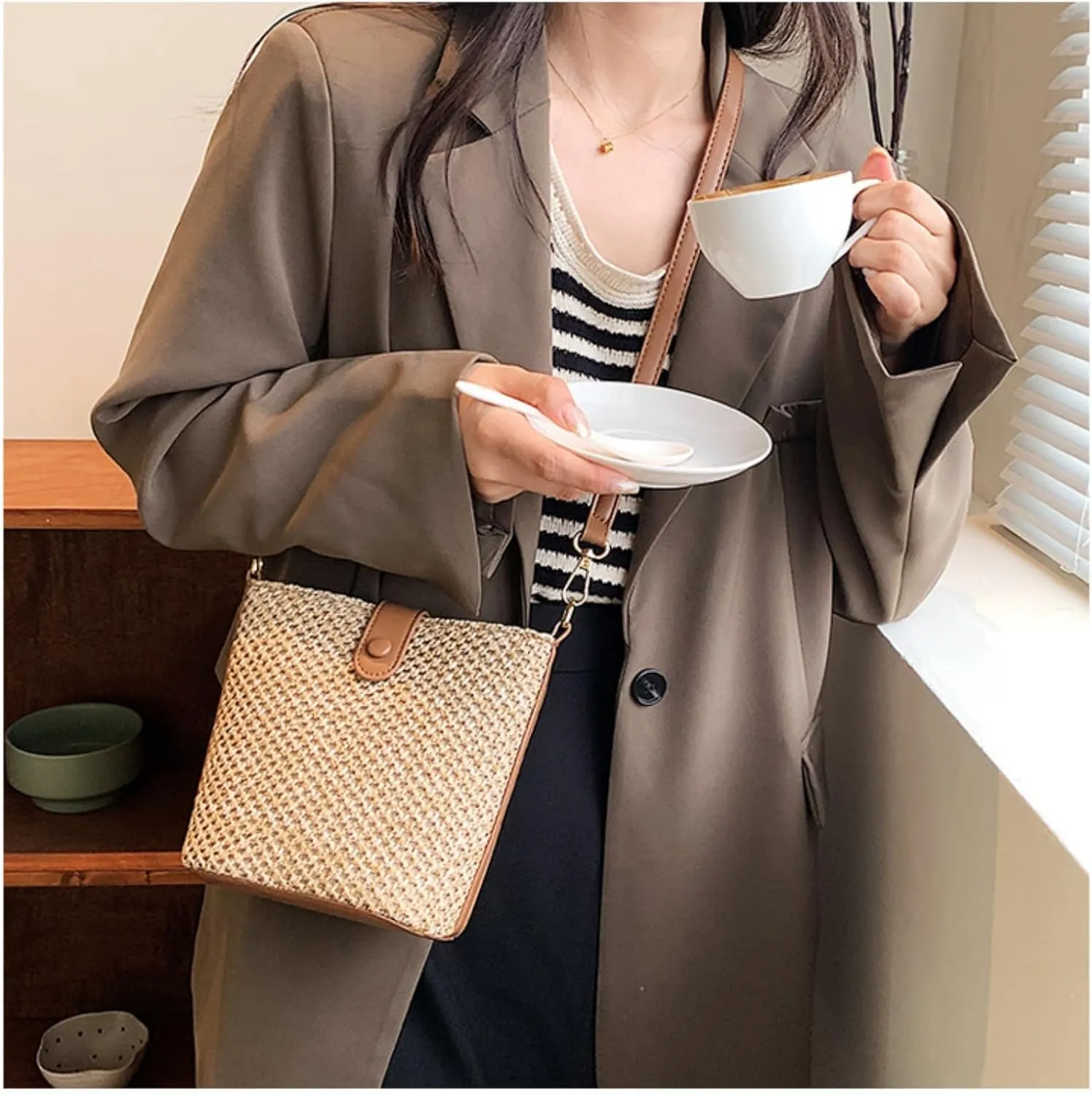 Straw Crossbody Bags Women Summer Woven Bucket Handbag Resort Trendy Shoulder Tote 2025 Beach Purse