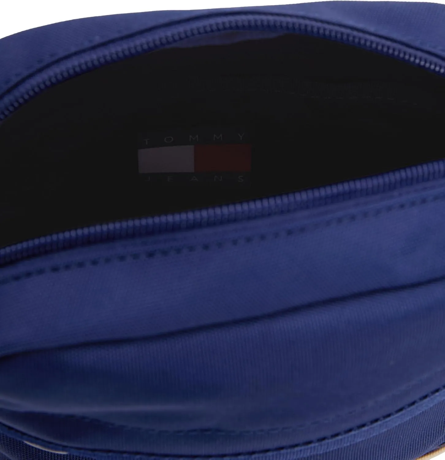Tommy Jeans Essential Daily Crossbody Bag with Zipper and Adjustable Strap