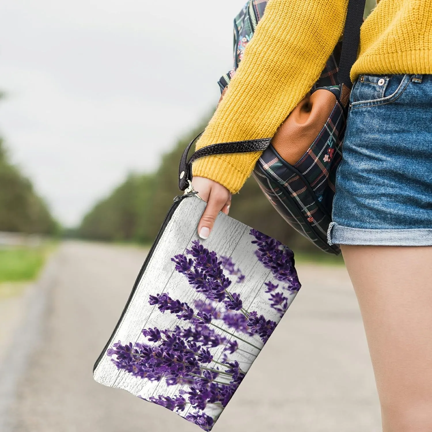 Travel Makeup Bag with Detachable Wrist Strap, Purple Lavender Stocking Stuffers for Teen Women Toiletry Storage Bag Water Resistant Portable Change Coin Small Purse Zipper Pouch