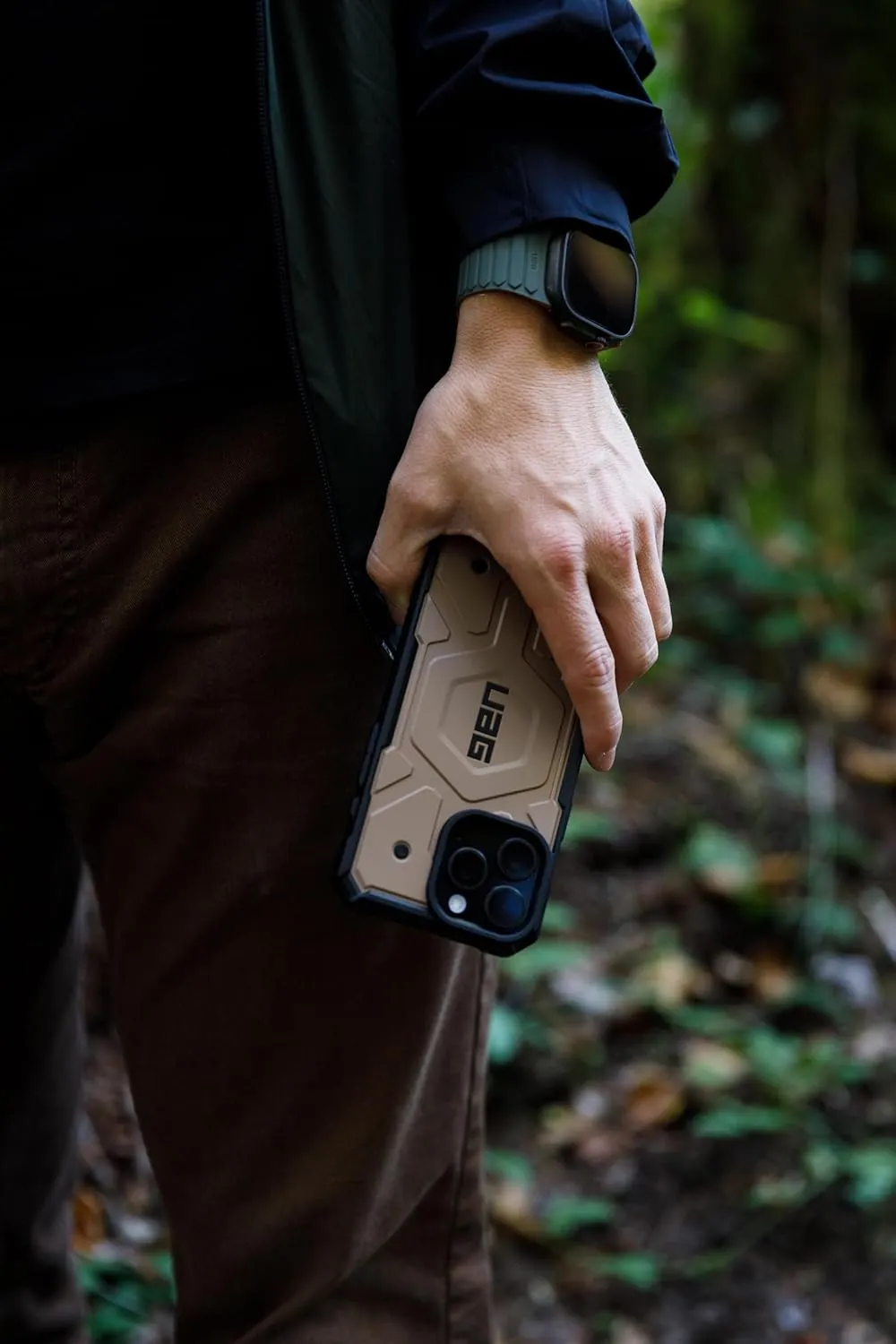 URBAN ARMOR GEAR UAG Designed for iPhone 16 Pro Max Case 6.9" Pathfinder - Compatible with MagSafe Charging Rugged Shockproof Anti-Slip Military Grade Protective Cover, Dark Earth