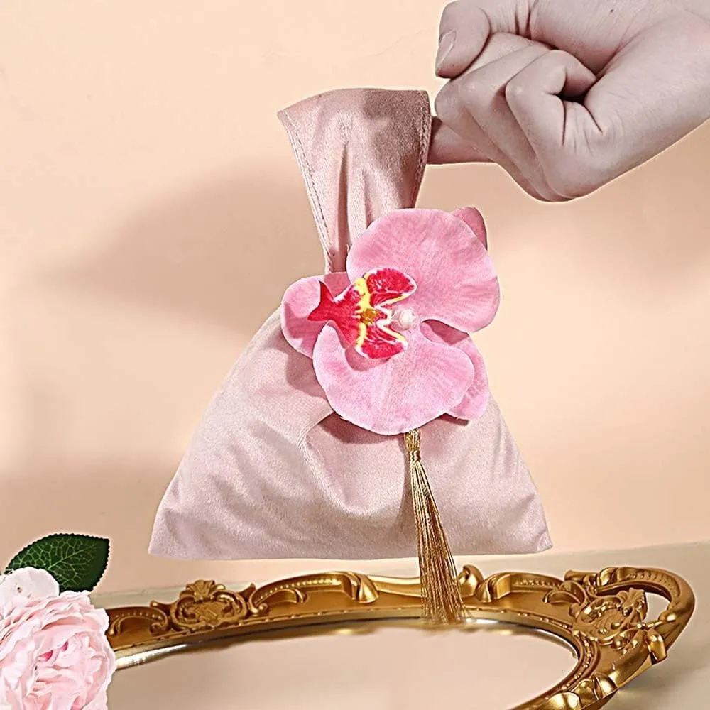 Velvet Cloth Gift Pouches,Flower Wrist Bag Elegant Shopping Fashion Festive Sugar Bag Tassel Bags