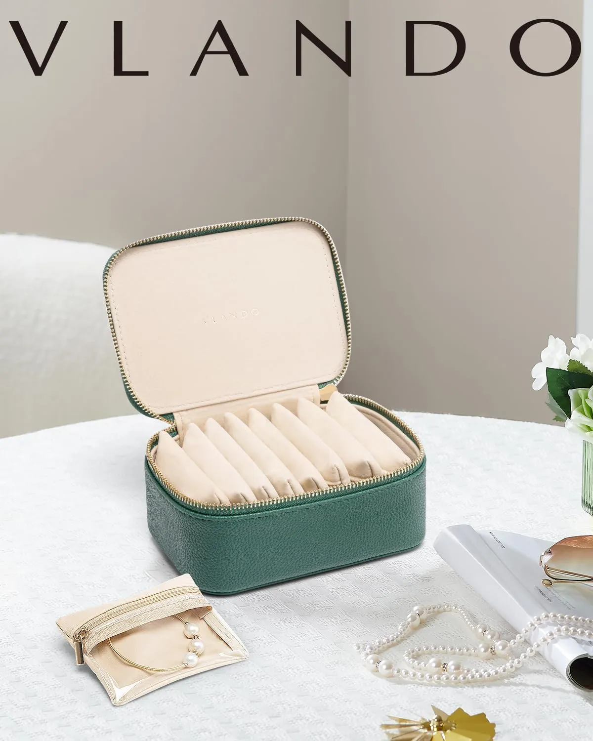 Vlando Travel Jewelry Organzier with 8 Velvet Jewelry Bags,Birthday Wedding Gift Ideas for Women Girls Friends Jewelry Case for Necklace Rings Earrings-Green