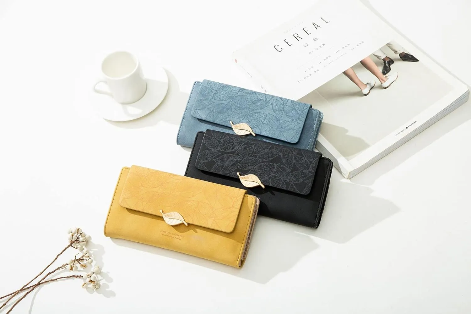 Wallets For Women Large Clutch Wristlet Phone Ladies Girls Cute Long Bifold Purse Unique Original Gift (Blue)
