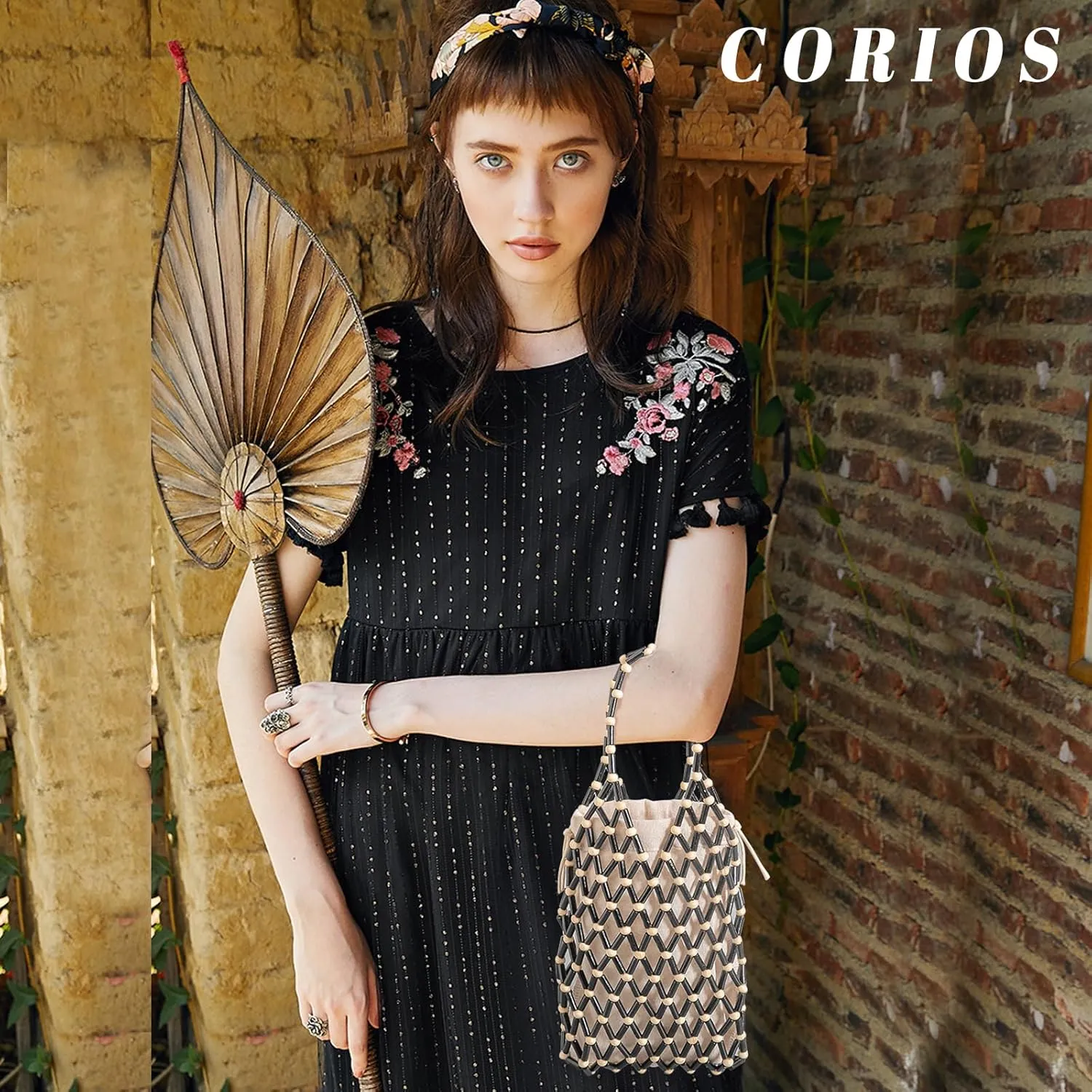 Women Mini Tote Bag Handmade Woven Bucket Bag Drawstring Handbag Summer Beach Bag Bohemian Clutch Bag Top-handle Bag