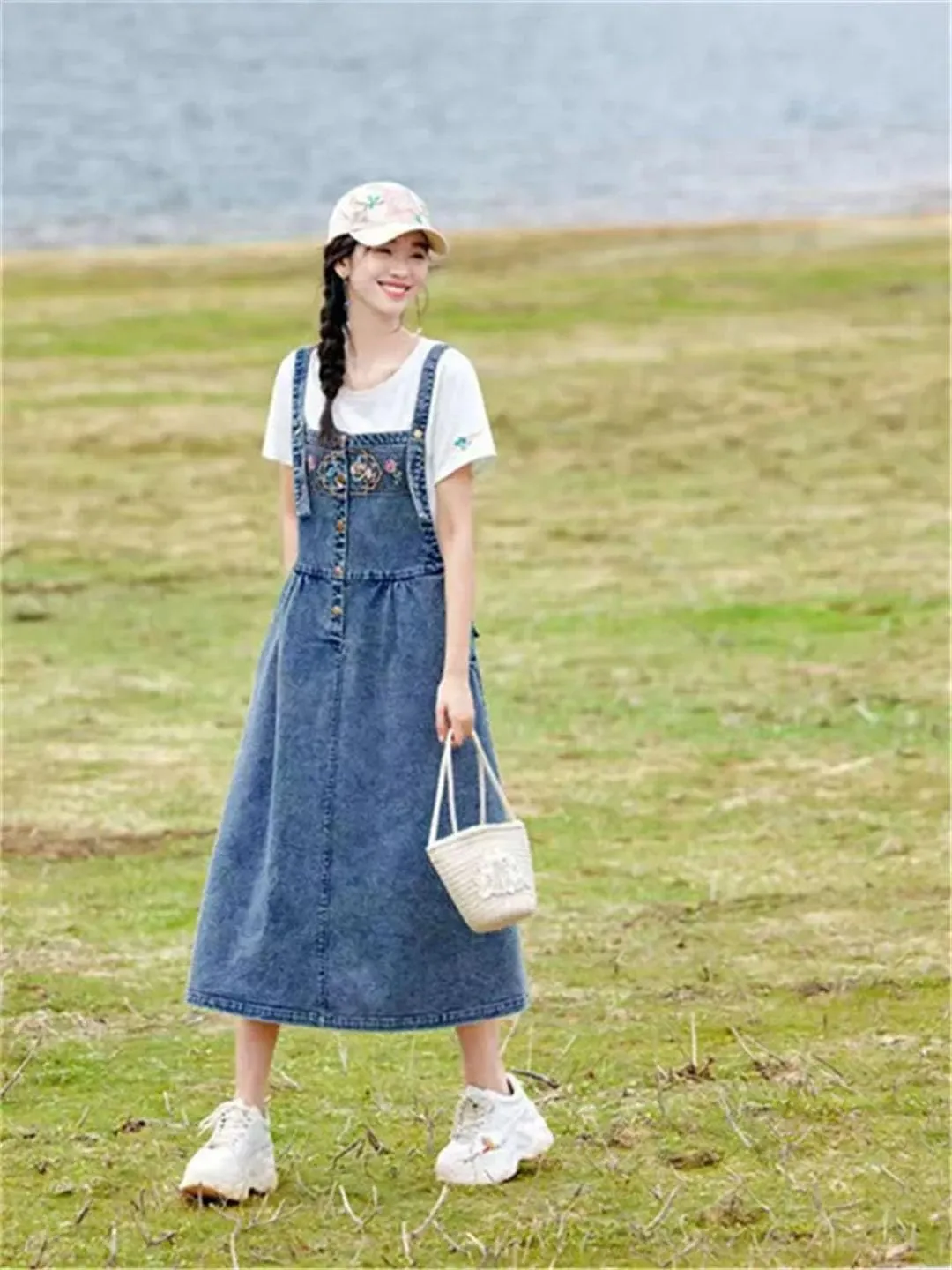 Women's Embroidery Denim Jumper Vintage Maxi with Suspenders Dresses