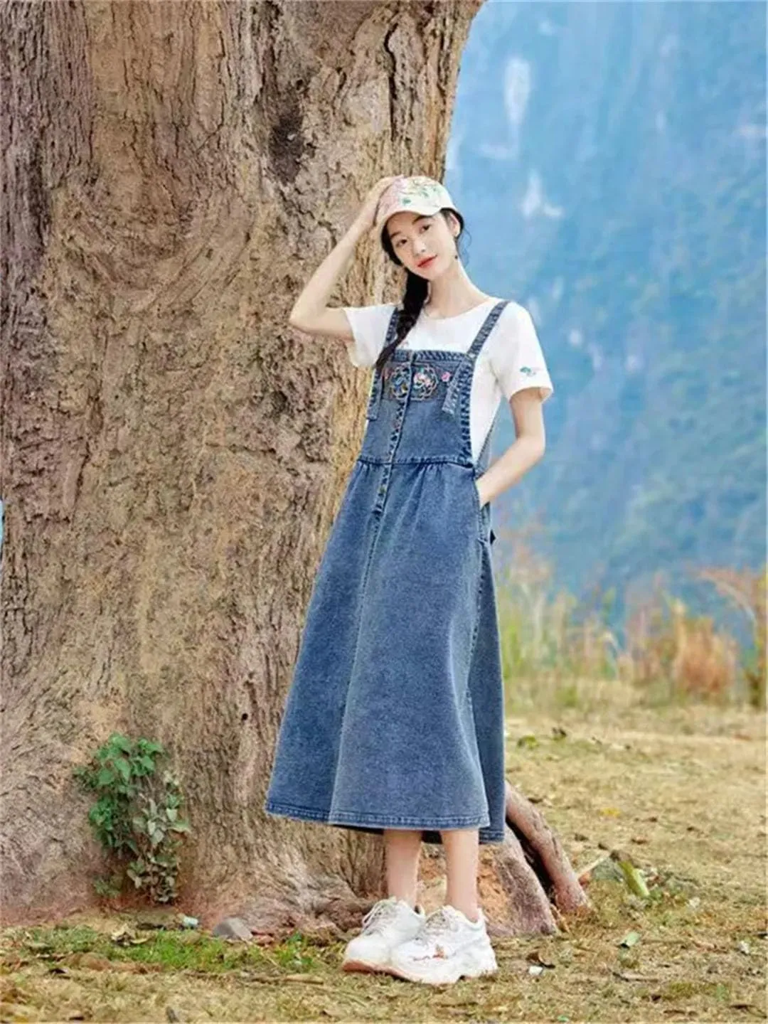 Women's Embroidery Denim Jumper Vintage Maxi with Suspenders Dresses